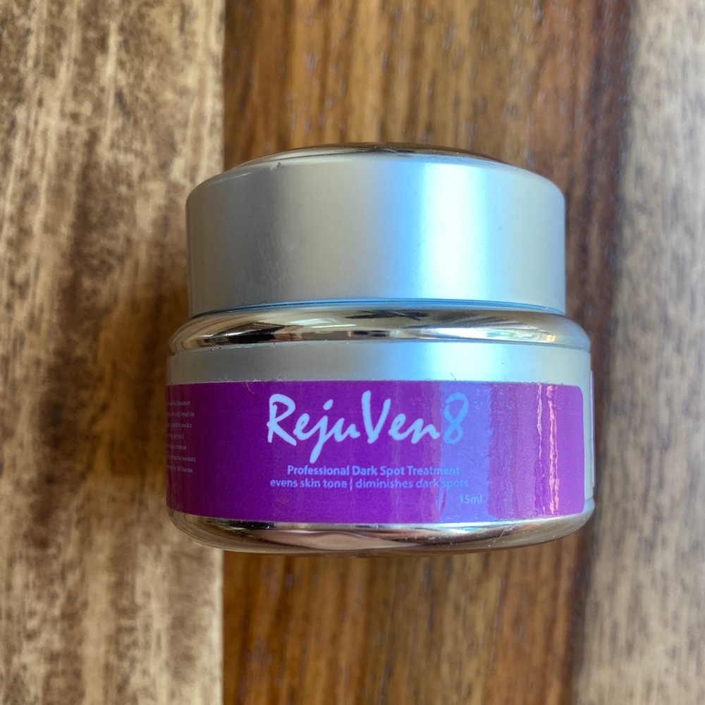 Rejuven8 Dark Spot Correcting Cream